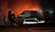 Stockholm'de çıkan garaj yangınında 200 araç hasar gördü