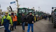 Danimarka'da vizonların itlaf edilmesine traktörlü protesto