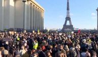 Macron hükümetinin polisleri koruyan yasa tasarısına Paris'te dev protesto