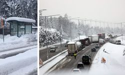 İsveç'te kar ulaşımı vurdu