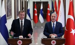 Türkiye ve Finlandiya savunma bakanları bir araya geldi