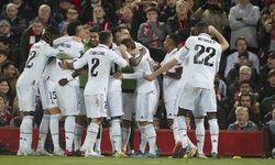 Real Madrid gol oldu yağdı: Liverpool evinde kabusu yaşadı