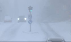 Finlandiya'da kar fırtınası hayatı olumsuz etkiliyor