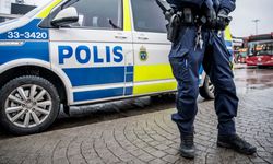 Stockholm'de mahkeme yakınında iki silahlı kişi yakalandı