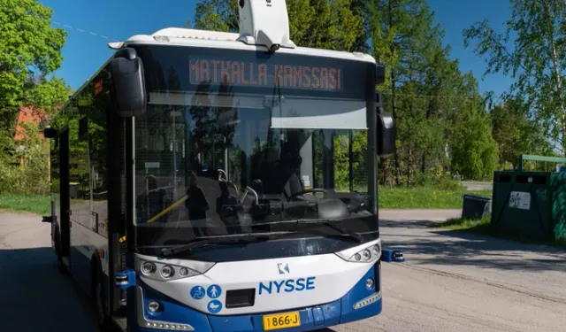 Türkiye'de üretilen sürücüsüz otobüs, Finlandiya'da kullanılmaya başladı