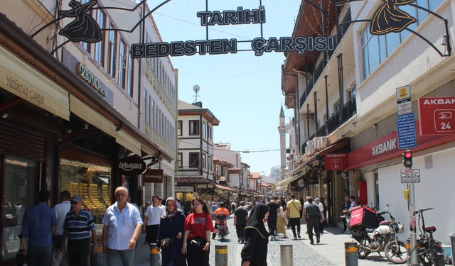 Gurbetçiler  Konya'da bu yıl daha az para harcadı