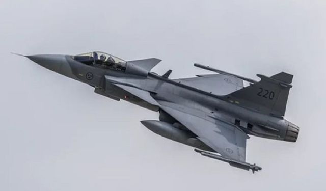 Ukrayna ve İsveç yeni savaş uçağı için görüşmelerde bulunuyor
