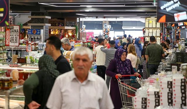 İskandinav toplumuyla bütünleşen Kululu gurbetçiler ata topraklarından da kopmuyor