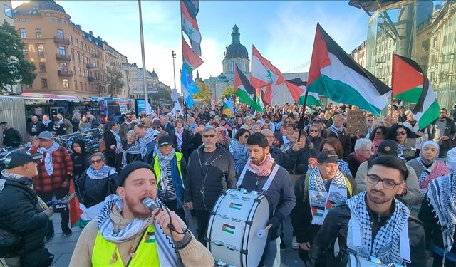 İsveç'te, İsrail'in Gazze ve Lübnan'a saldırıları protesto edildi