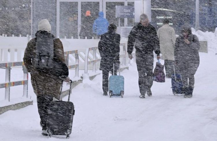 Doğu Finlandiya'da 10 santimetreden fazla kar yağdı