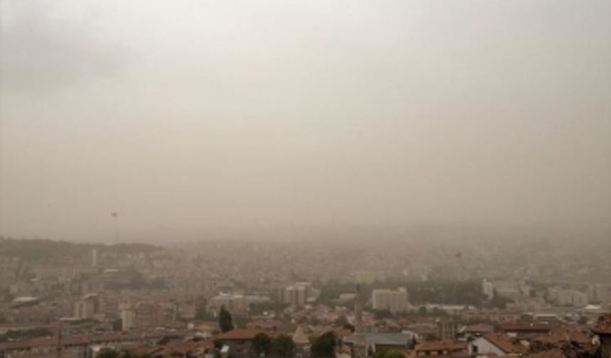 Başkentte toz fırtınası : En az 6 yaralı